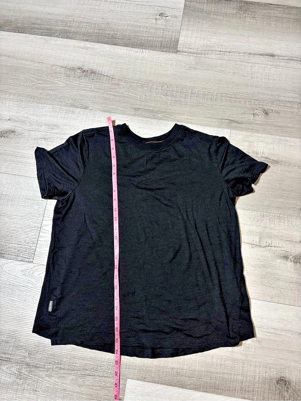 Icebreaker Women’s Merino 150 Wool Short Sleeve Tee Black Large - Picture 5 of 9